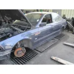 BMW SERIE 5 BERLINA (E39) '2002 530D EXCLUSIVE AZUL OSCURO
