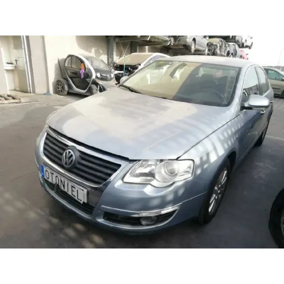 VOLKSWAGEN PASSAT BERLINA (3C2) '2005 ADVANCE GR