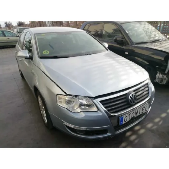 VOLKSWAGEN PASSAT BERLINA (3C2) '2005 ADVANCE GR