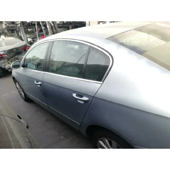 VOLKSWAGEN PASSAT BERLINA (3C2) '2005 ADVANCE GR
