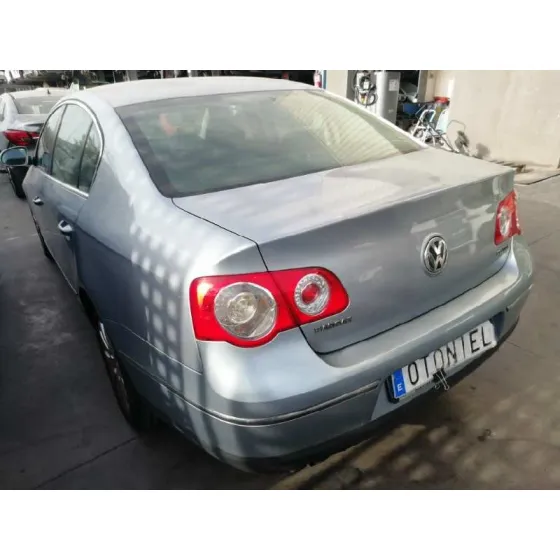 VOLKSWAGEN PASSAT BERLINA (3C2) '2005 ADVANCE GR
