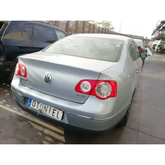 VOLKSWAGEN PASSAT BERLINA (3C2) '2005 ADVANCE GR