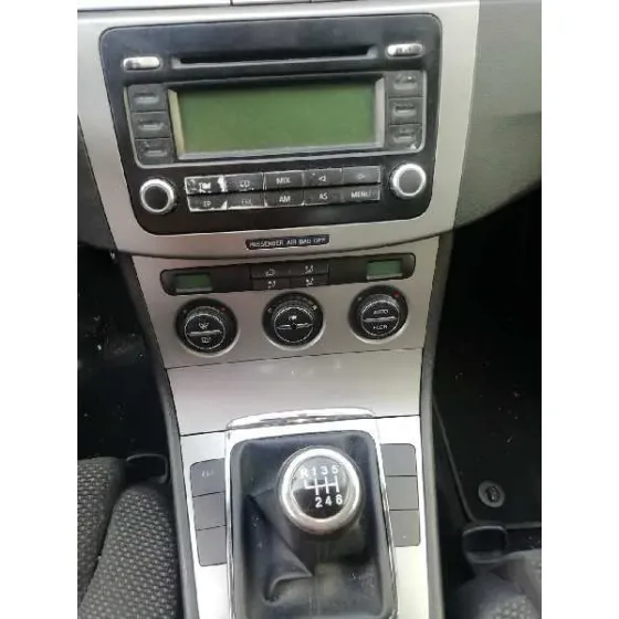 VOLKSWAGEN PASSAT BERLINA (3C2) '2005 ADVANCE GR