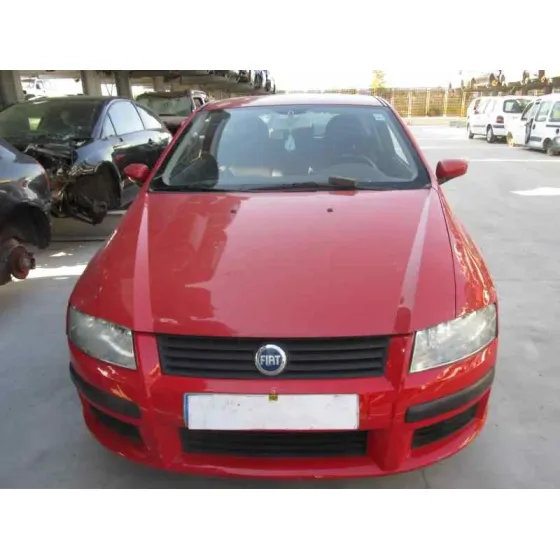 FIAT STILO (192) '2005 1.9 JTD / 1.9 JTD 115 ACTIVE ROJO