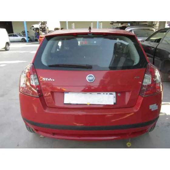 FIAT STILO (192) '2005 1.9 JTD / 1.9 JTD 115 ACTIVE ROJO