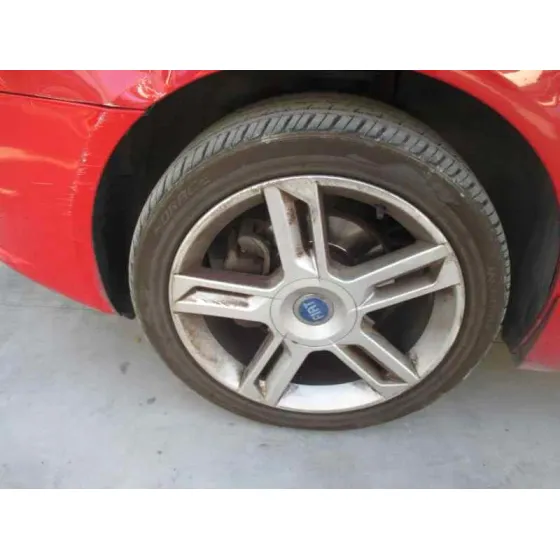 FIAT STILO (192) '2005 1.9 JTD / 1.9 JTD 115 ACTIVE ROJO