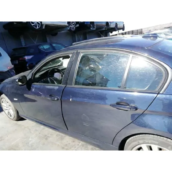 BMW SERIE 3 BERLINA (E90) '2010 320D AZUL