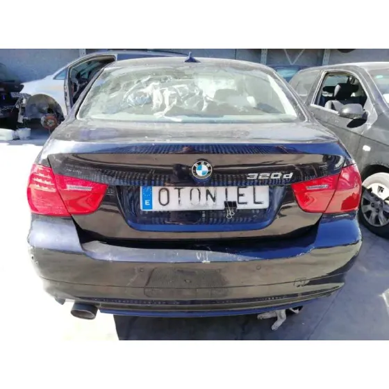 BMW SERIE 3 BERLINA (E90) '2010 320D AZUL