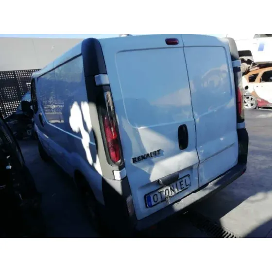 RENAULT TRAFIC CAJA CERRADA (AB 4.01) '2004 1.9 DIESEL BLANCO