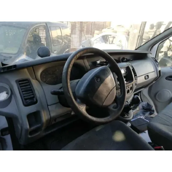RENAULT TRAFIC CAJA CERRADA (AB 4.01) '2004 1.9 DIESEL BLANCO