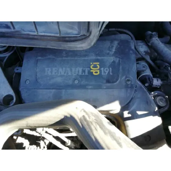 RENAULT TRAFIC CAJA CERRADA (AB 4.01) '2004 1.9 DIESEL BLANCO