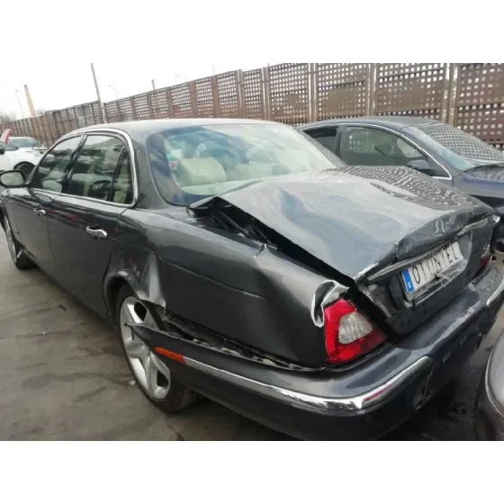 JAGUAR XJ 2007 2.7 D XJ6 EXECUTIVE GRIS