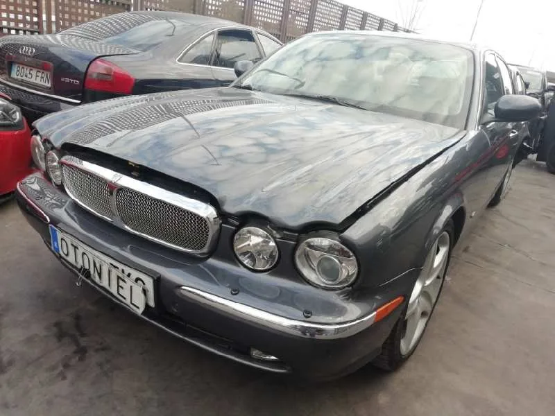 JAGUAR XJ 2007 2.7 D XJ6 EXECUTIVE GRIS
