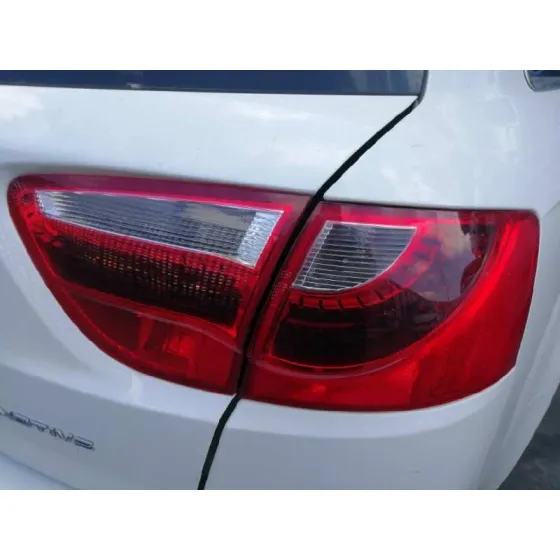 SEAT EXEO ST (3R5)(2009>) '2013 REFERENCE BLANCO