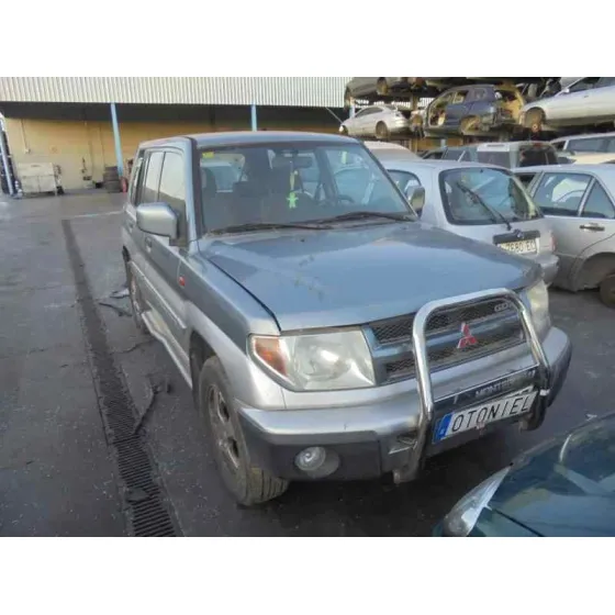 MITSUBISHI MONTERO PININ (H60/H70) '2002 2000 GDI (5-PTAS.) GRIS