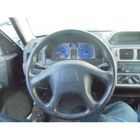 MITSUBISHI MONTERO PININ (H60/H70) '2002 2000 GDI (5-PTAS.) GRIS