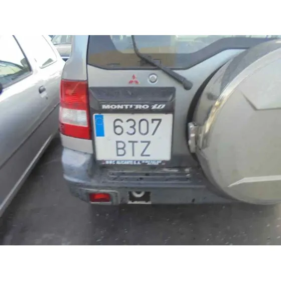 MITSUBISHI MONTERO PININ (H60/H70) '2002 2000 GDI (5-PTAS.) GRIS