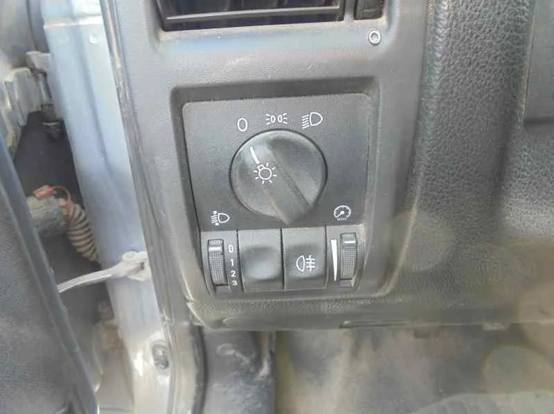 OPEL ASTRA G BERLINA OPEL ASTRA G BERLINA '2004 CLUB PLATA 2000