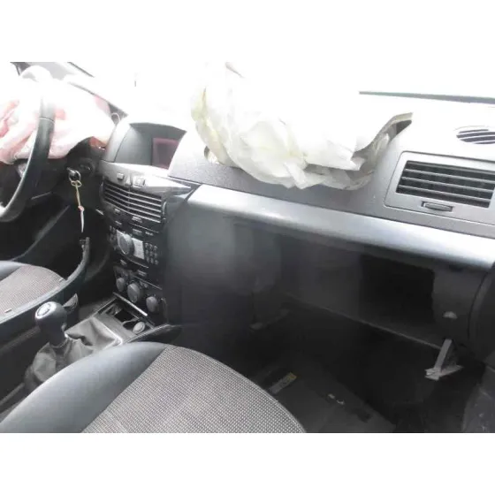 OPEL ASTRA H CARAVAN '2009 COSMO NEGRO
