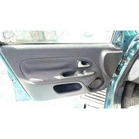 RENAULT CLIO II FASE II (B/CB0) '2004 1.5 DCI DIESEL AZUL