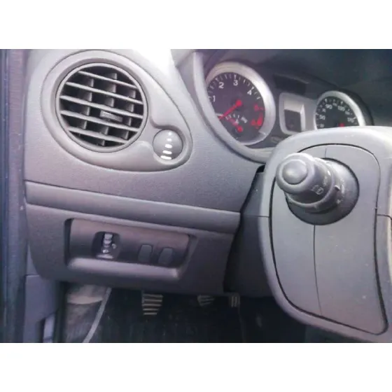 RENAULT CLIO III '2010 AUTHENTIQUE NEGRO