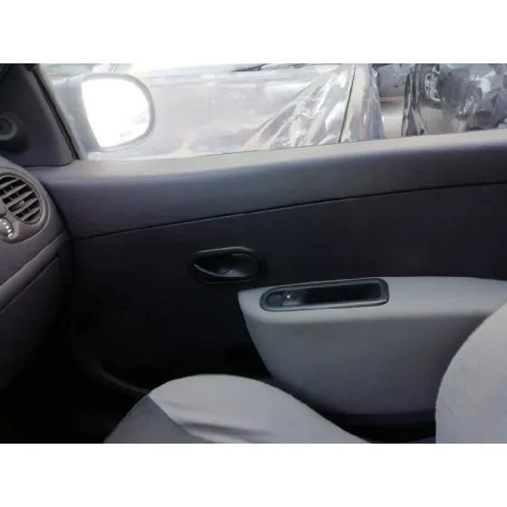 RENAULT CLIO III '2010 AUTHENTIQUE NEGRO