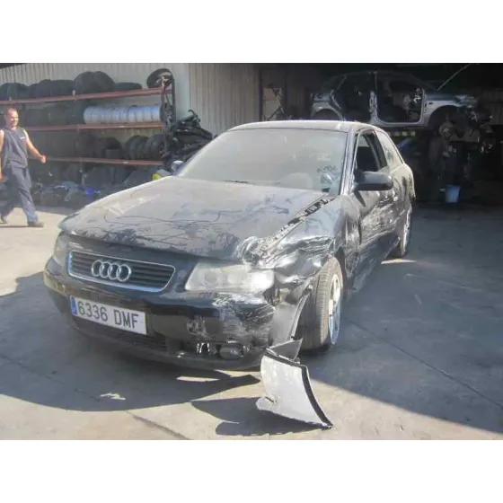 AUDI A3 (8L) '2002 1.9 TDI AMBIENTE NEGRO