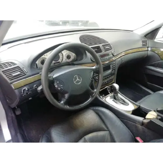 MERCEDES CLASE E (W211) BERLINA '2002 E 270 CDI (211.016) GRIS