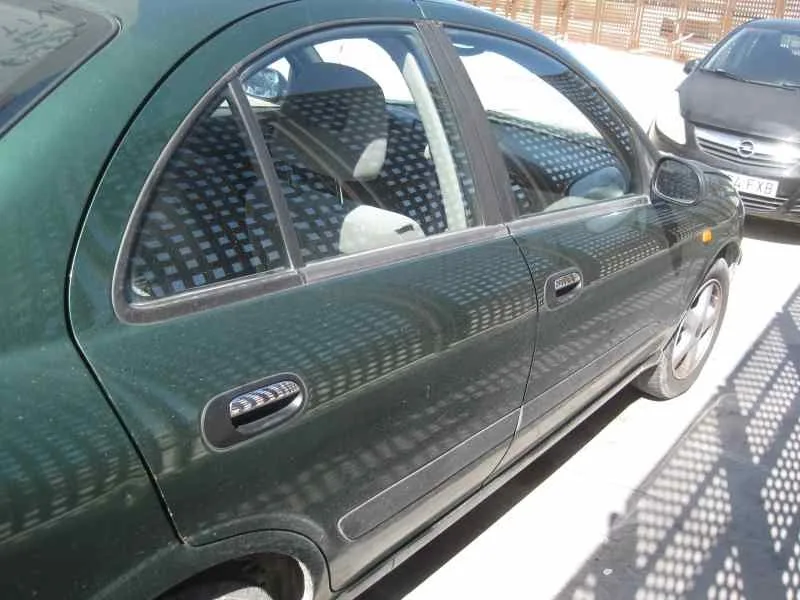 NISSAN ALMERA (N16/E) NISSAN ALMERA (N16/E) '2001 ACENTA VERDE 2002