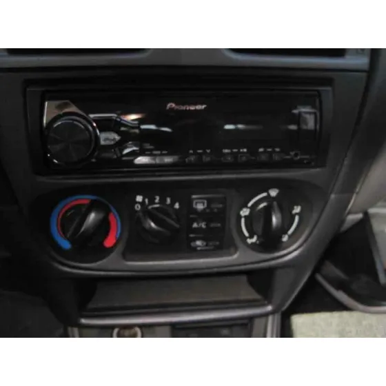 NISSAN ALMERA (N16/E) '2001 ACENTA VERDE