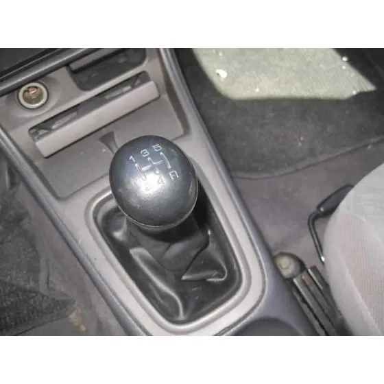NISSAN ALMERA (N16/E) '2001 ACENTA VERDE