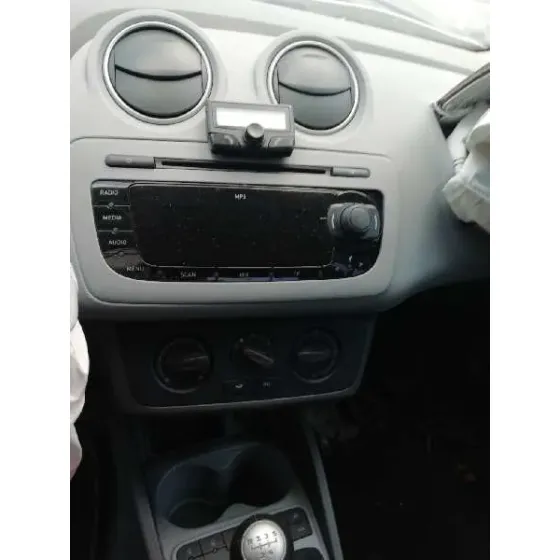 SEAT IBIZA (6J5) '2010 REFERENCE BLANCO