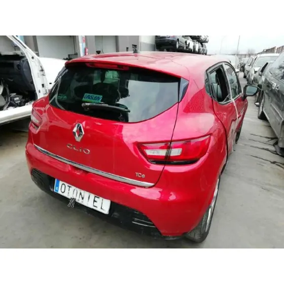 RENAULT CLIO IV '2016 LIMITED ROJO