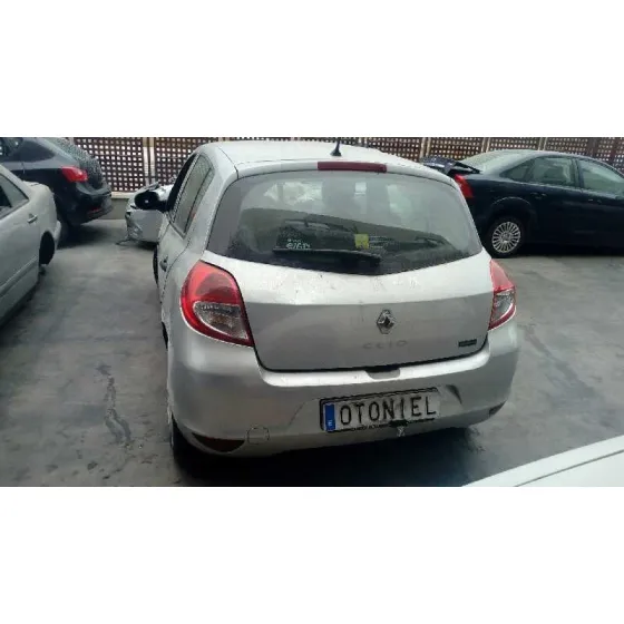 RENAULT CLIO III '2013 1.2 PLATA