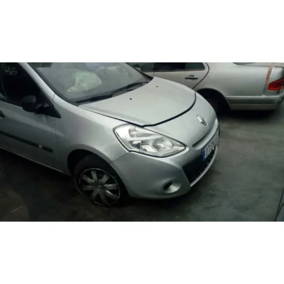 RENAULT CLIO III '2013 1.2 PLATA