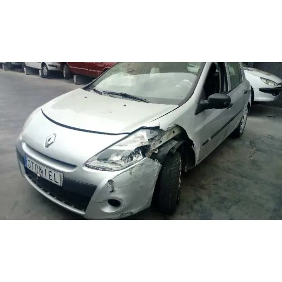 RENAULT CLIO III '2013 1.2 PLATA