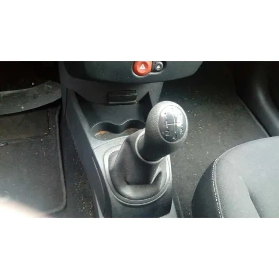 RENAULT CLIO III '2013 1.2 PLATA