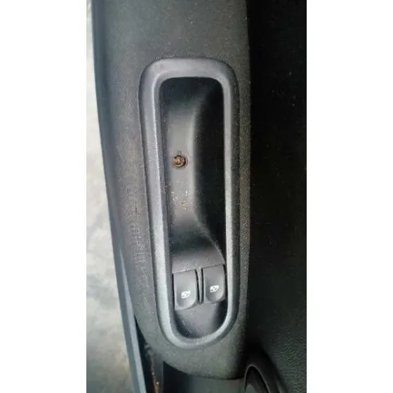 RENAULT CLIO III '2013 1.2 PLATA