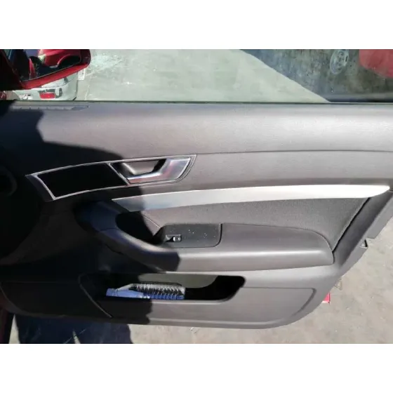 AUDI A6 AVANT (4F5) '2007 2.0 TDI ROJO