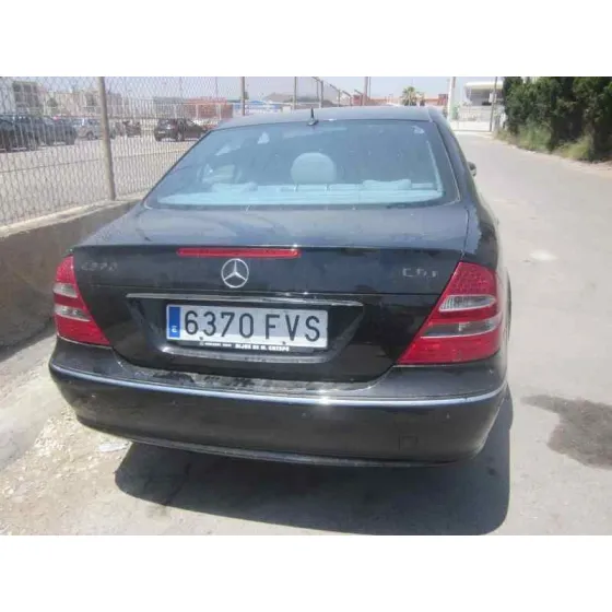MERCEDES CLASE E (W211) BERLINA '2005 3.0 CDI CAT NEGRO