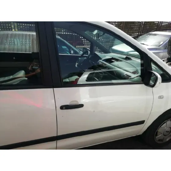 FORD GALAXY (VY) '2001 2.3 16V CAT BLANCO