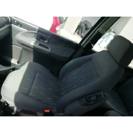 FORD GALAXY (VY) '2001 2.3 16V CAT BLANCO