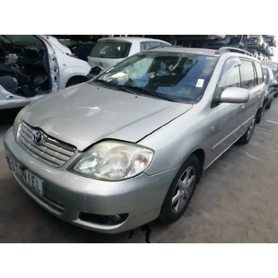 TOYOTA COROLLA FAMILIAR (E12) '2006 2.0 D-4D SOL GRIS