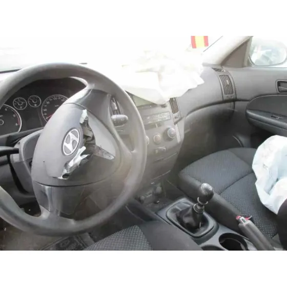 HYUNDAI I30 '2010 CLASSIC BLANCO