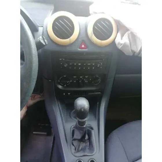 PEUGEOT 1007 '2008 URBAN AMARILLO