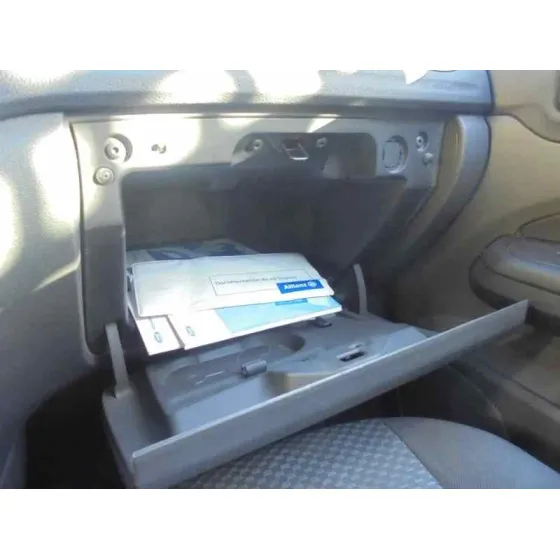 FORD FOCUS BERLINA (CAP) '2006 AMBIENTE (D) AZUL