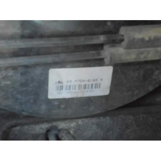 FORD FOCUS BERLINA (CAP) '2006 AMBIENTE (D) AZUL