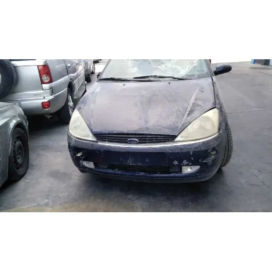 FORD FOCUS BERLINA (CAK) '2000 GHIA AZUL