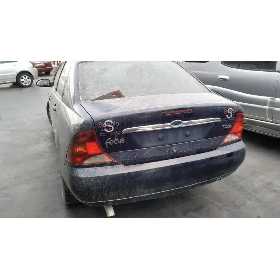 FORD FOCUS BERLINA (CAK) '2000 GHIA AZUL