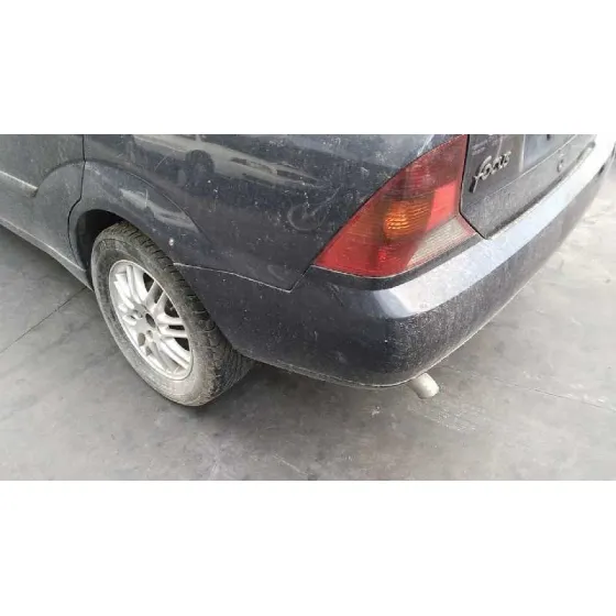 FORD FOCUS BERLINA (CAK) '2000 GHIA AZUL